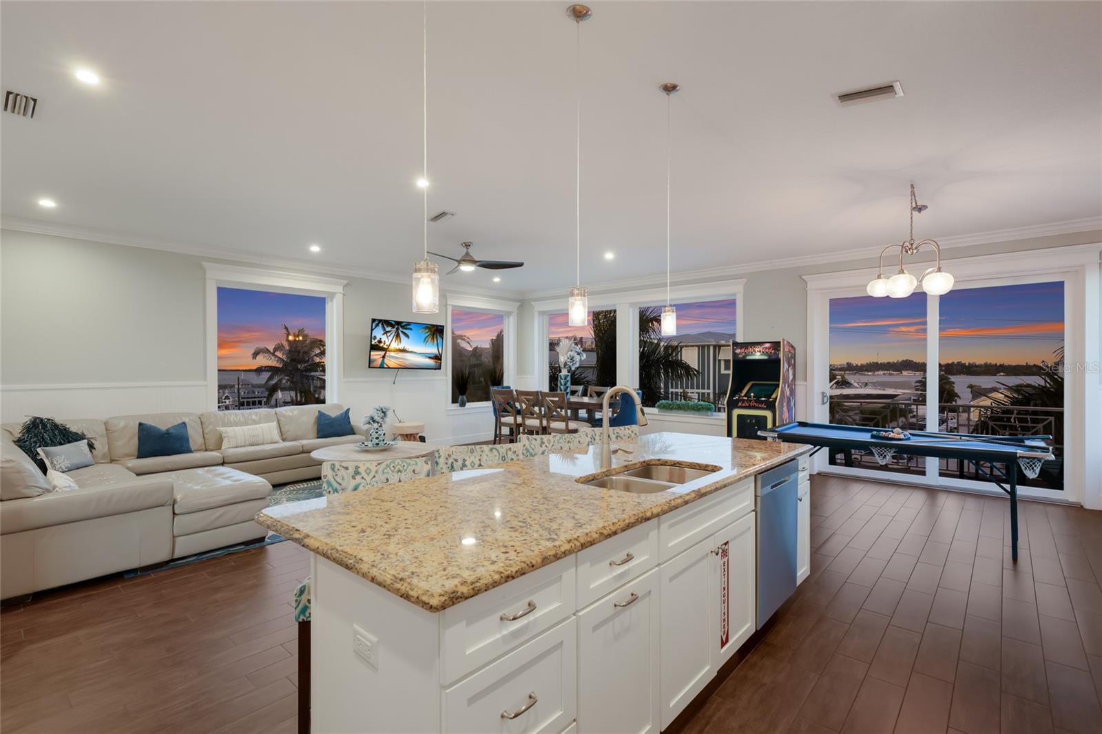 Image 22 of 100 For 206 Church Avenue