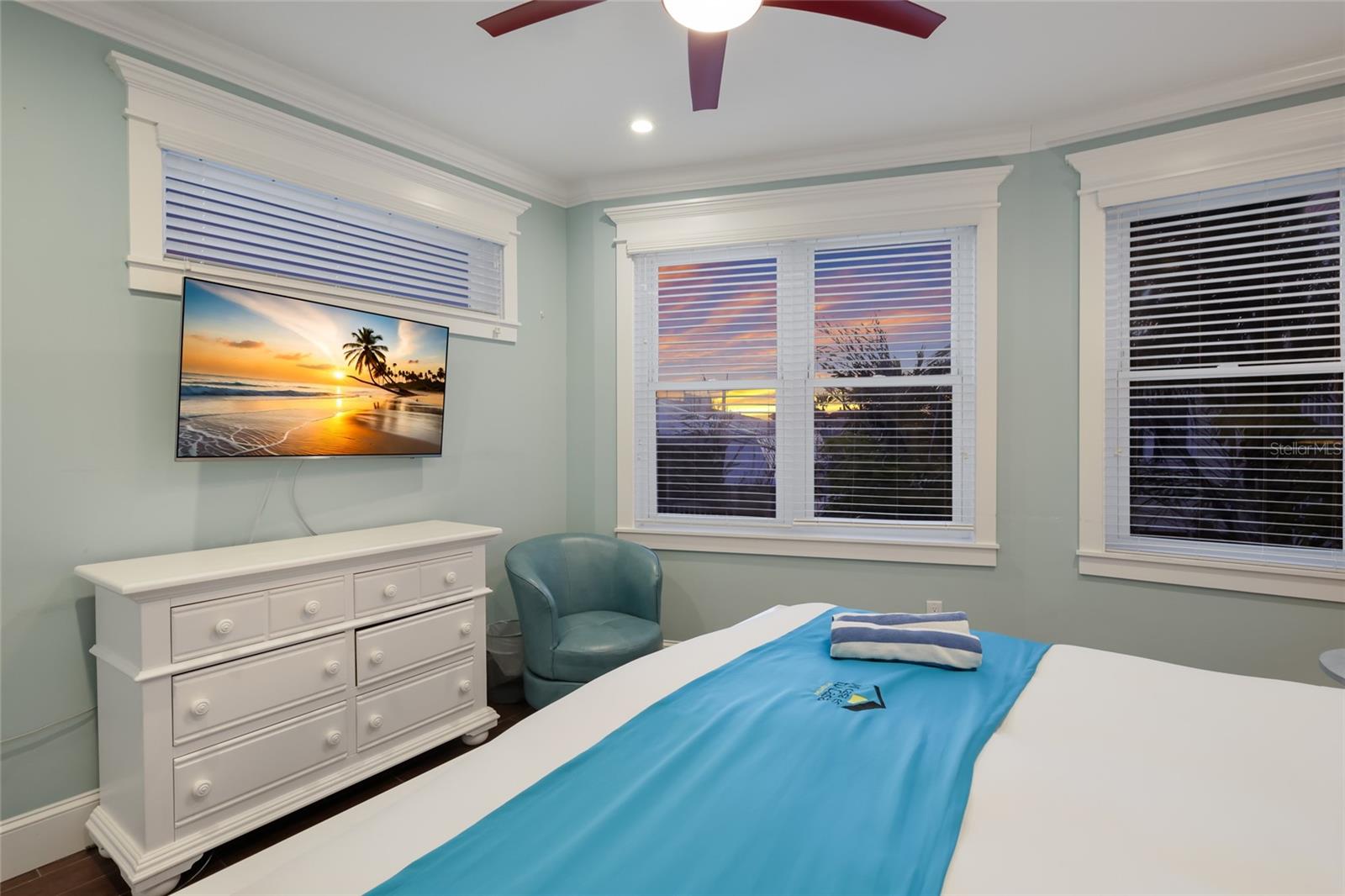 Image 24 of 100 For 206 Church Avenue