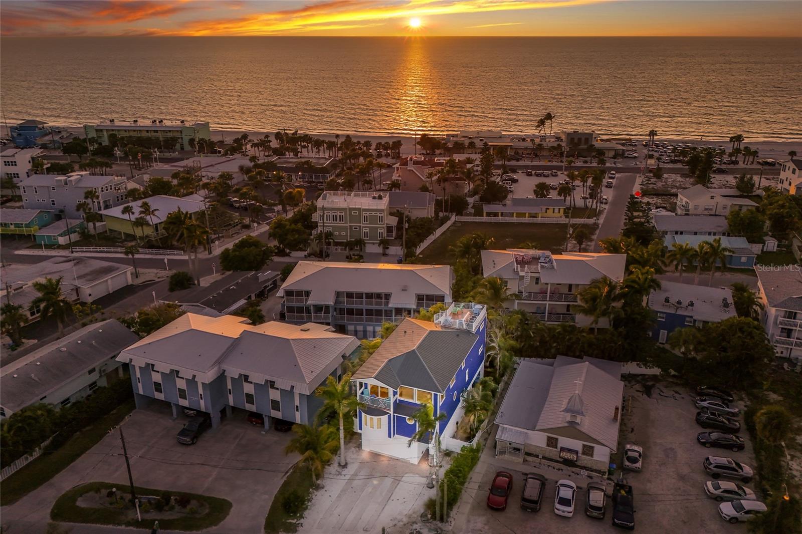 Image 4 of 100 For 206 Church Avenue