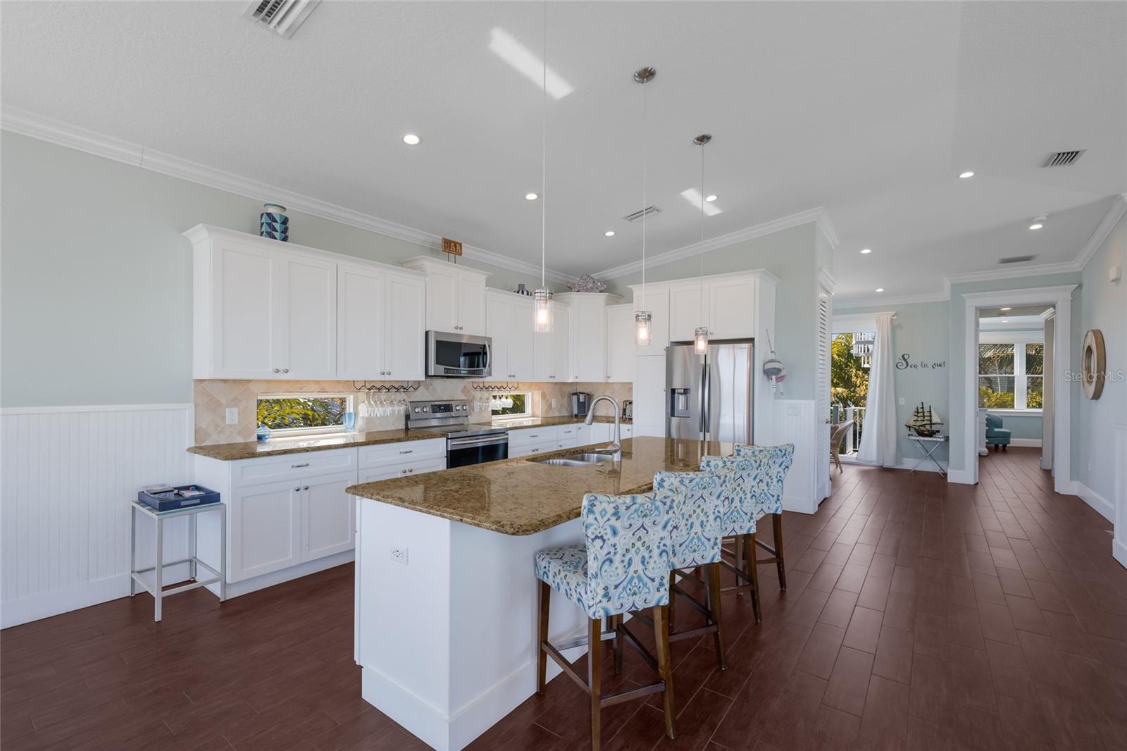 Image 80 of 100 For 206 Church Avenue