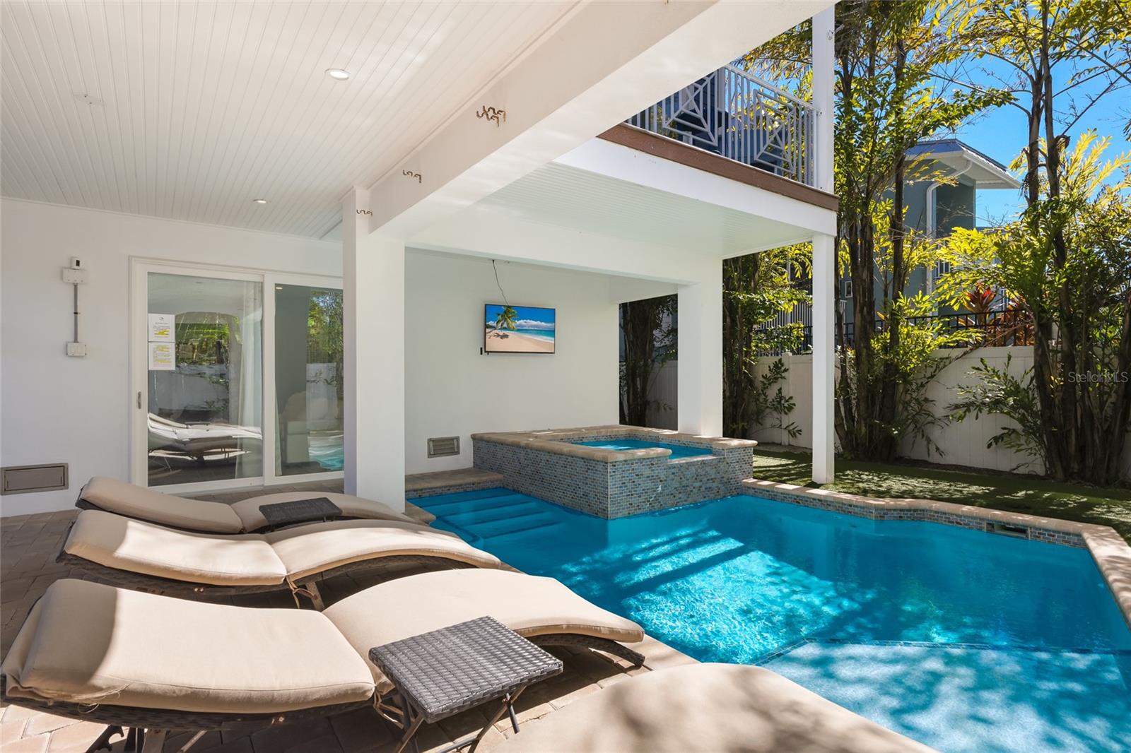 Image 91 of 100 For 206 Church Avenue