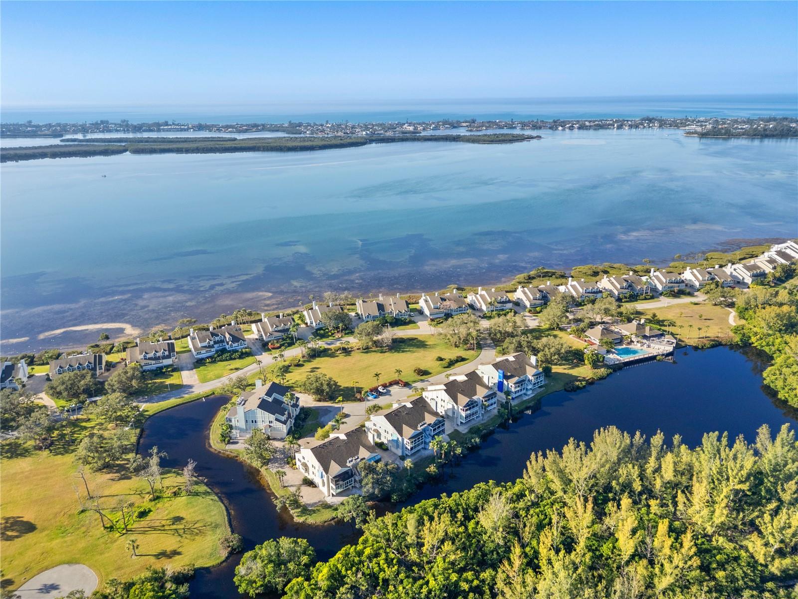 Image 26 of 45 For 121 Tidy Island Boulevard