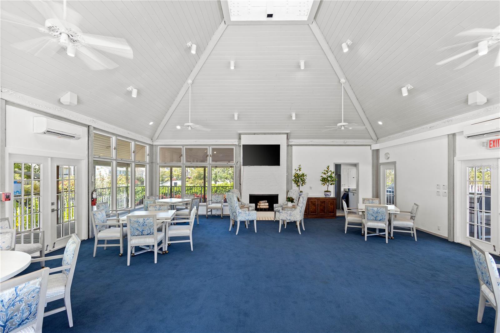 Image 29 of 45 For 121 Tidy Island Boulevard