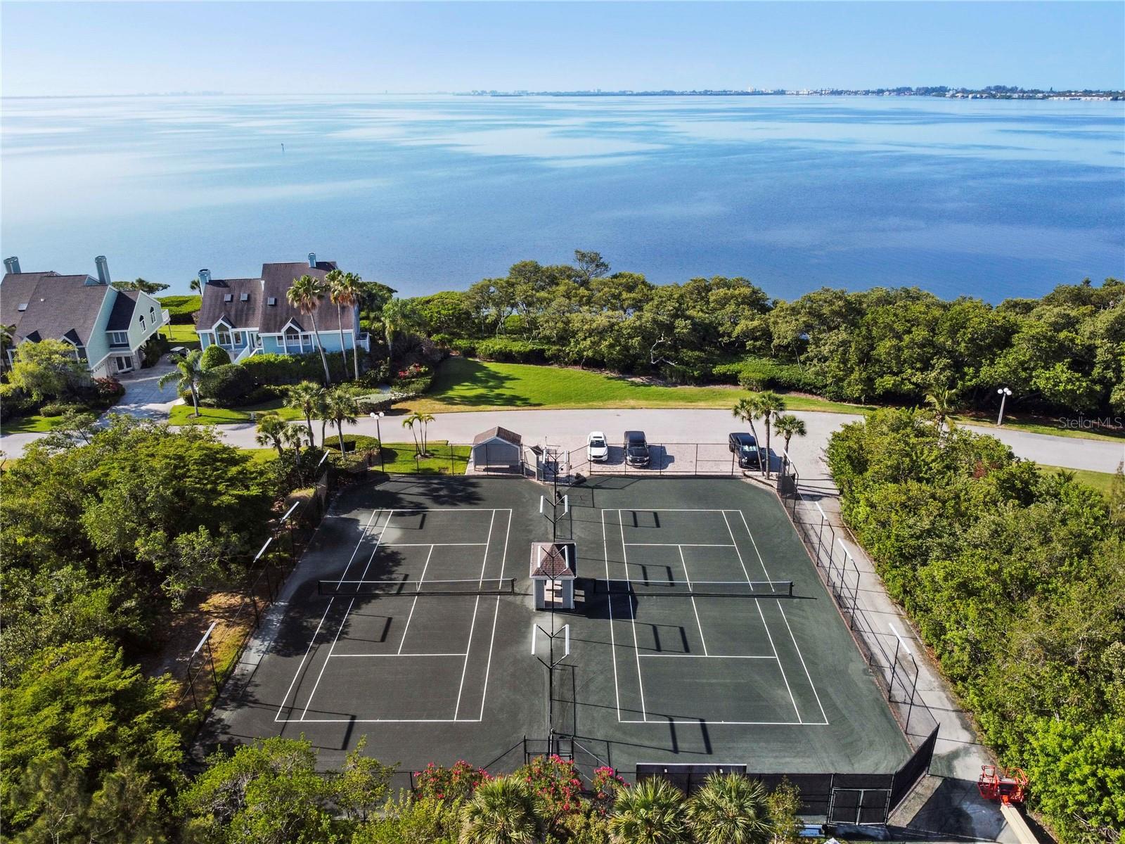 Image 41 of 45 For 121 Tidy Island Boulevard