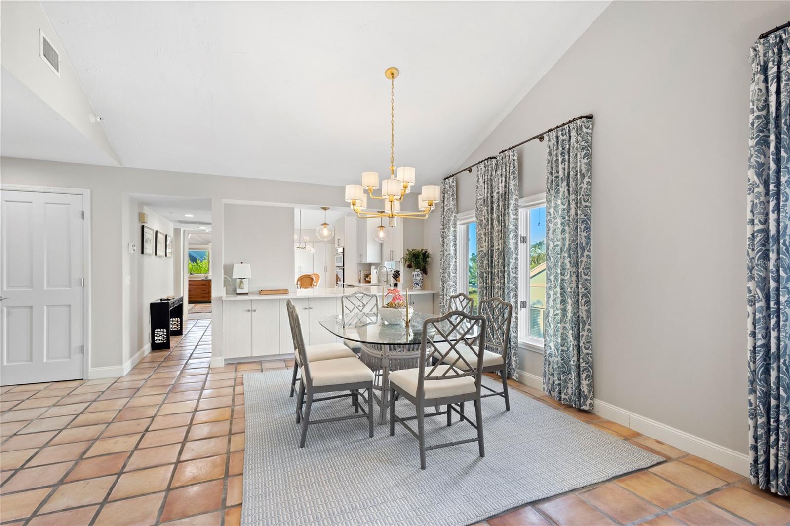 Image 7 of 45 For 121 Tidy Island Boulevard