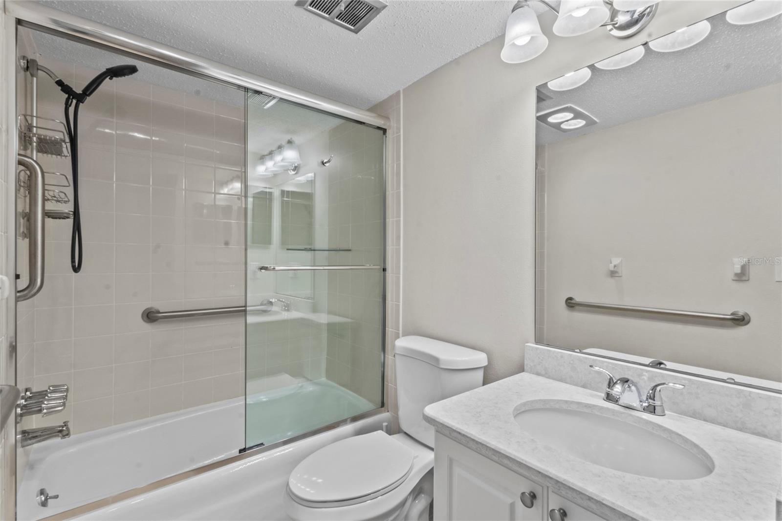 Image 16 of 43 For 7193 Country Club Drive N 140