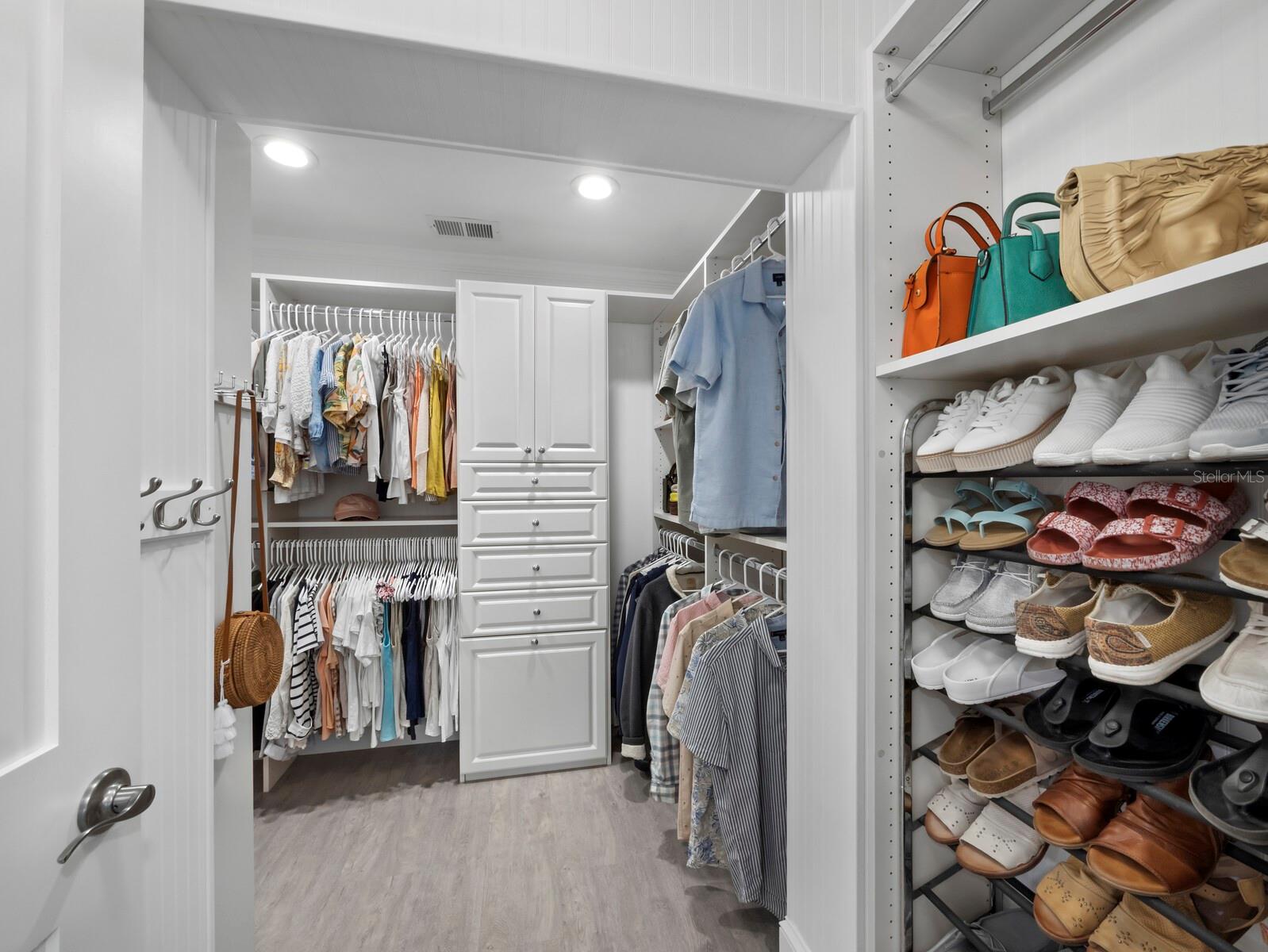 Image 32 of 57 For 513 Outrigger Lane