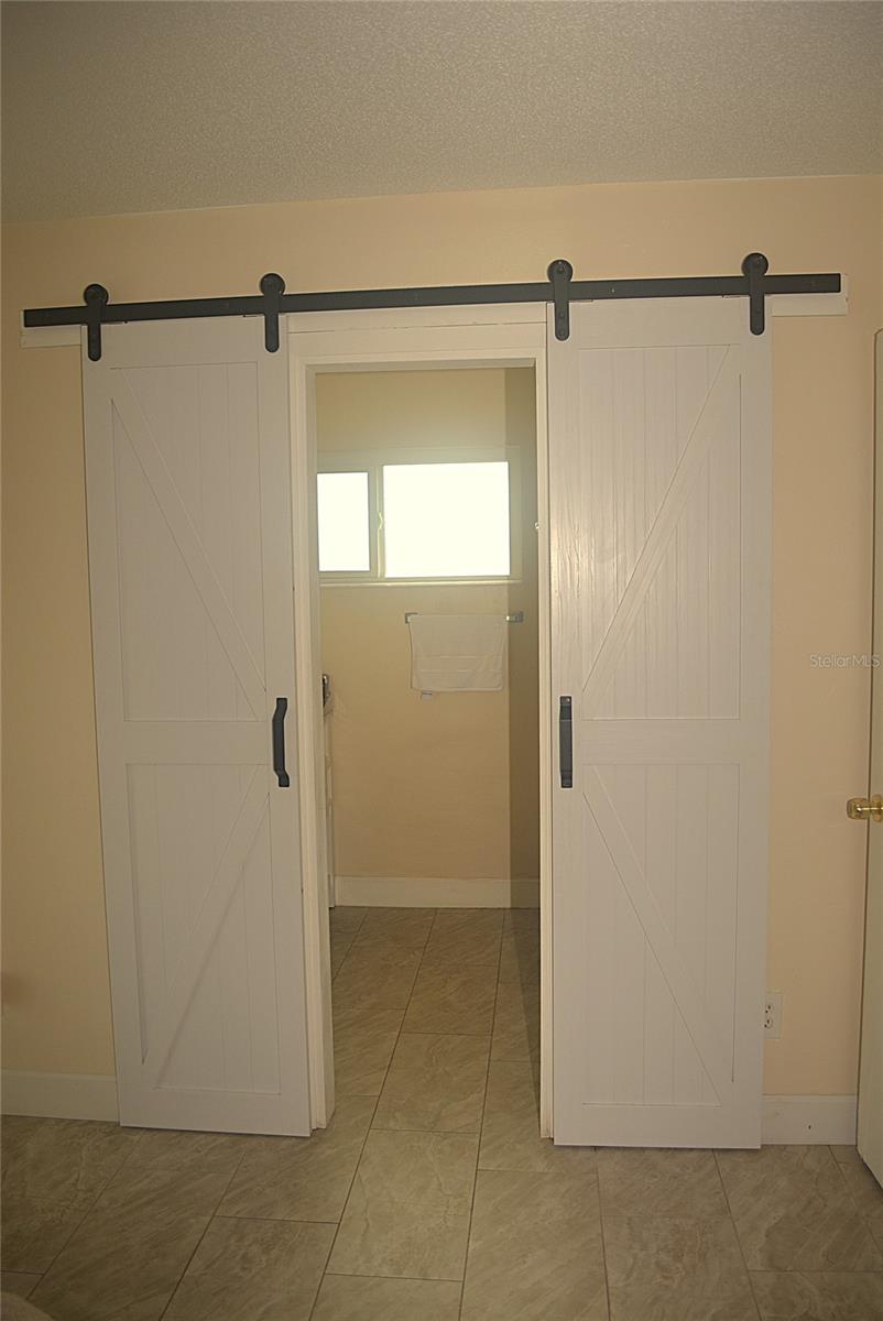 Image 10 of 50 For 1410 Alwynne Drive