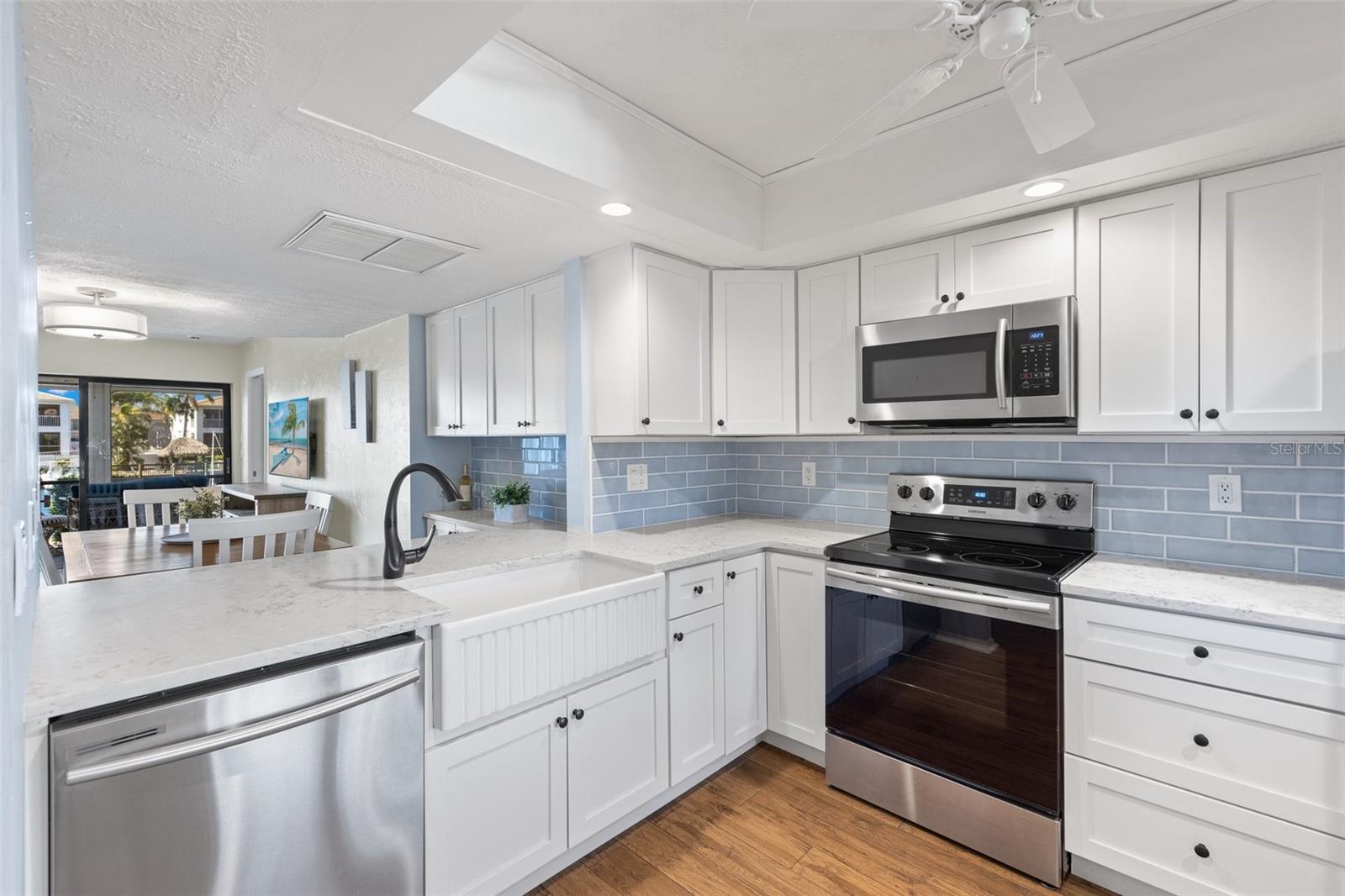 Image 11 of 39 For 3736 12th Avenue 101