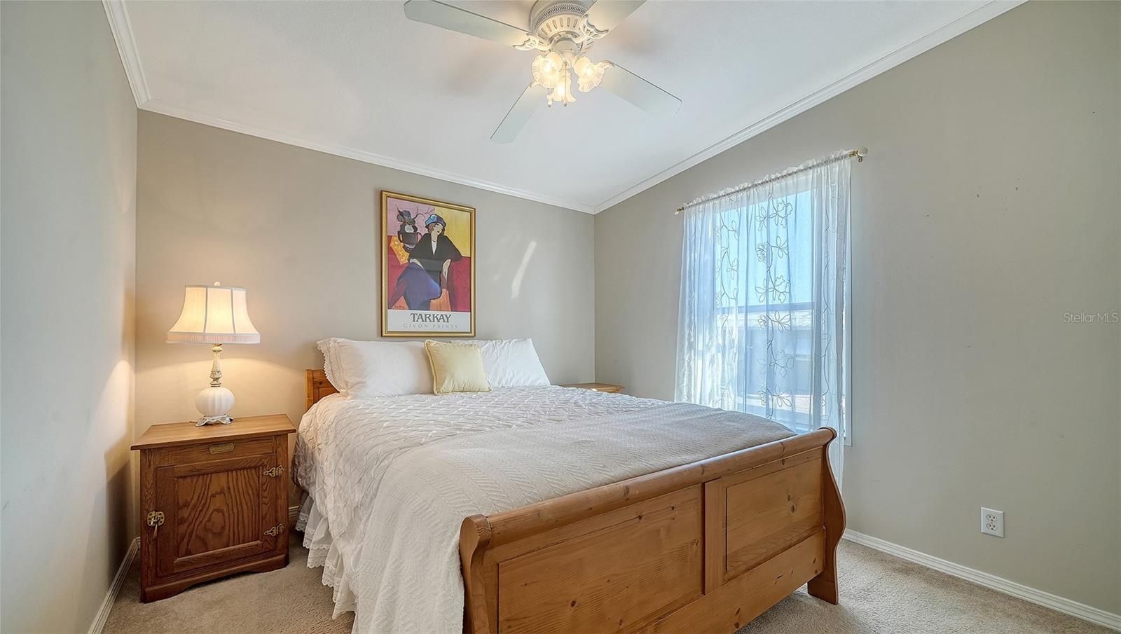 Image 19 of 42 For 112 Oakwood Boulevard