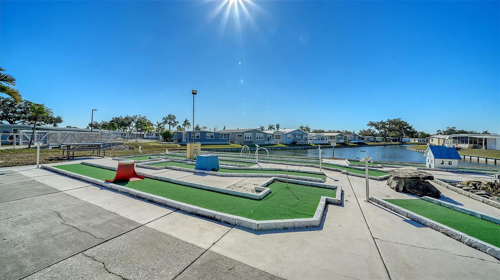 Image 37 of 42 For 112 Oakwood Boulevard