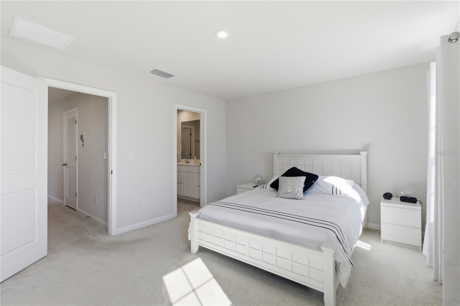 Image 10 of 23 For 4740 Old Blush Street