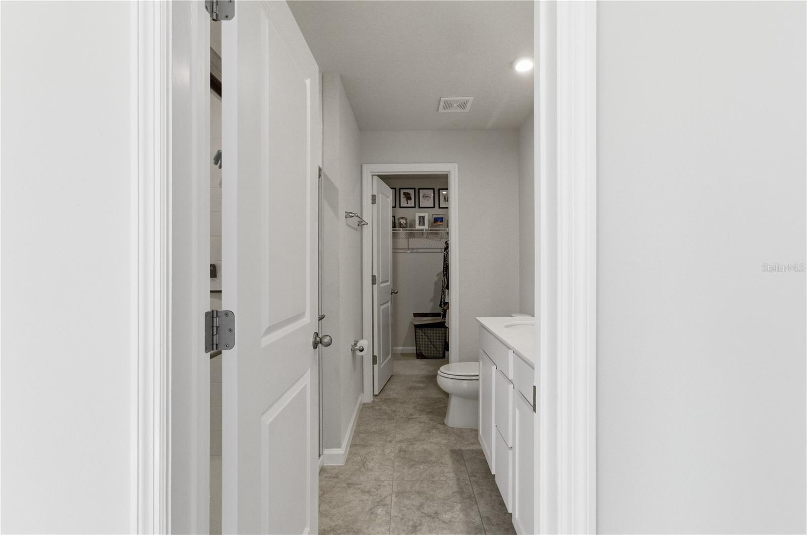 Image 14 of 23 For 4740 Old Blush Street