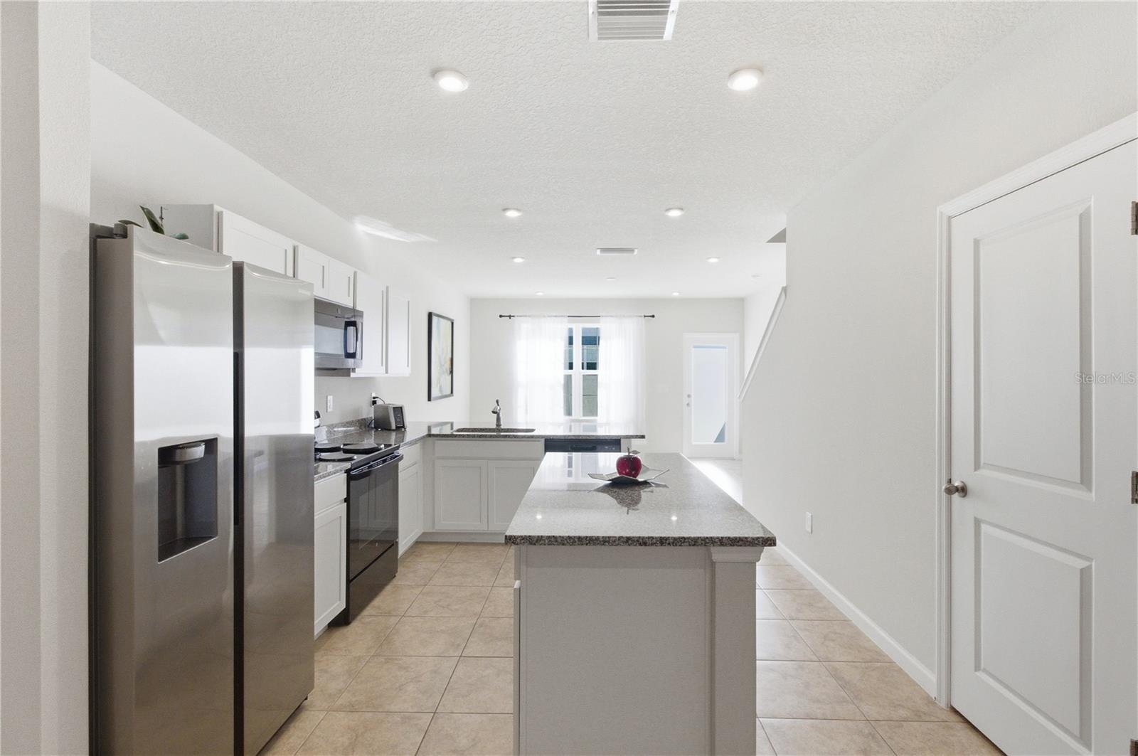 Image 6 of 23 For 4740 Old Blush Street