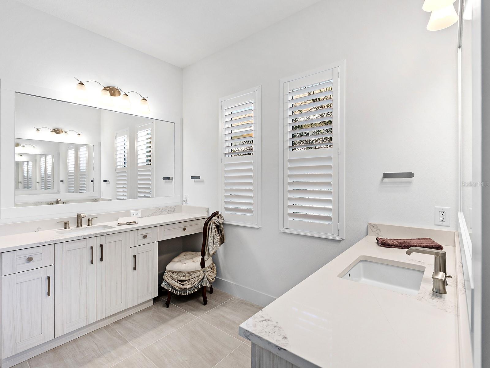 Image 30 of 83 For 8043 Waterbend Trail