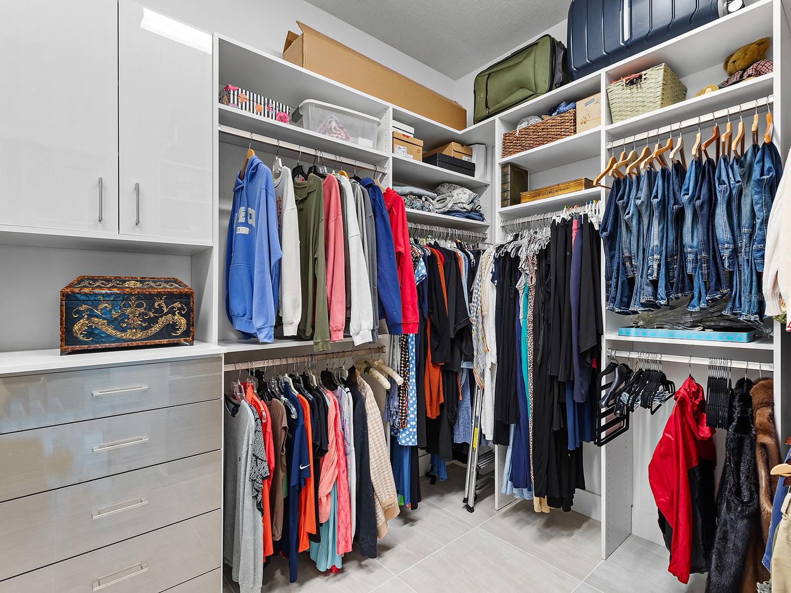 Image 33 of 83 For 8043 Waterbend Trail