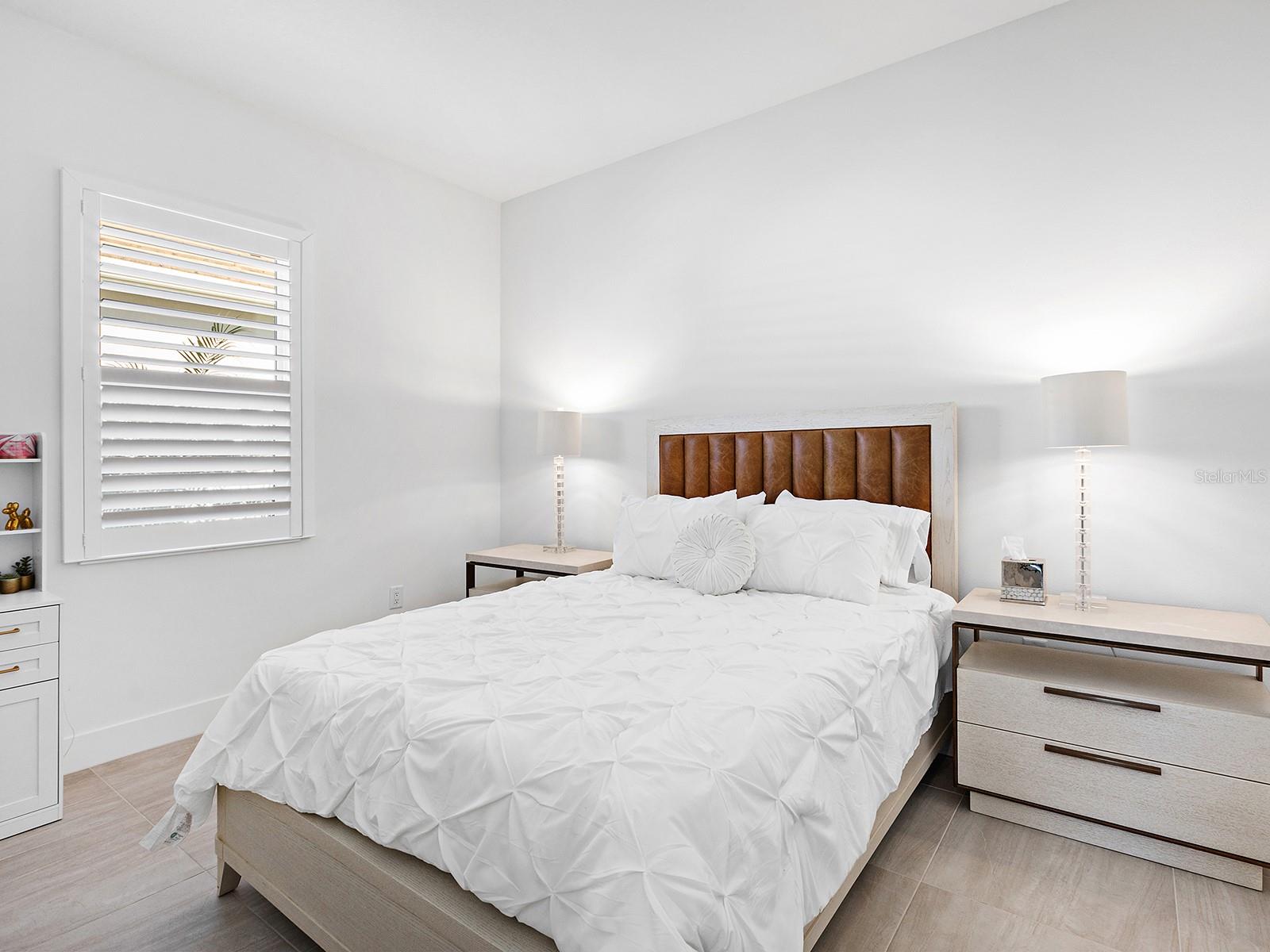 Image 35 of 83 For 8043 Waterbend Trail