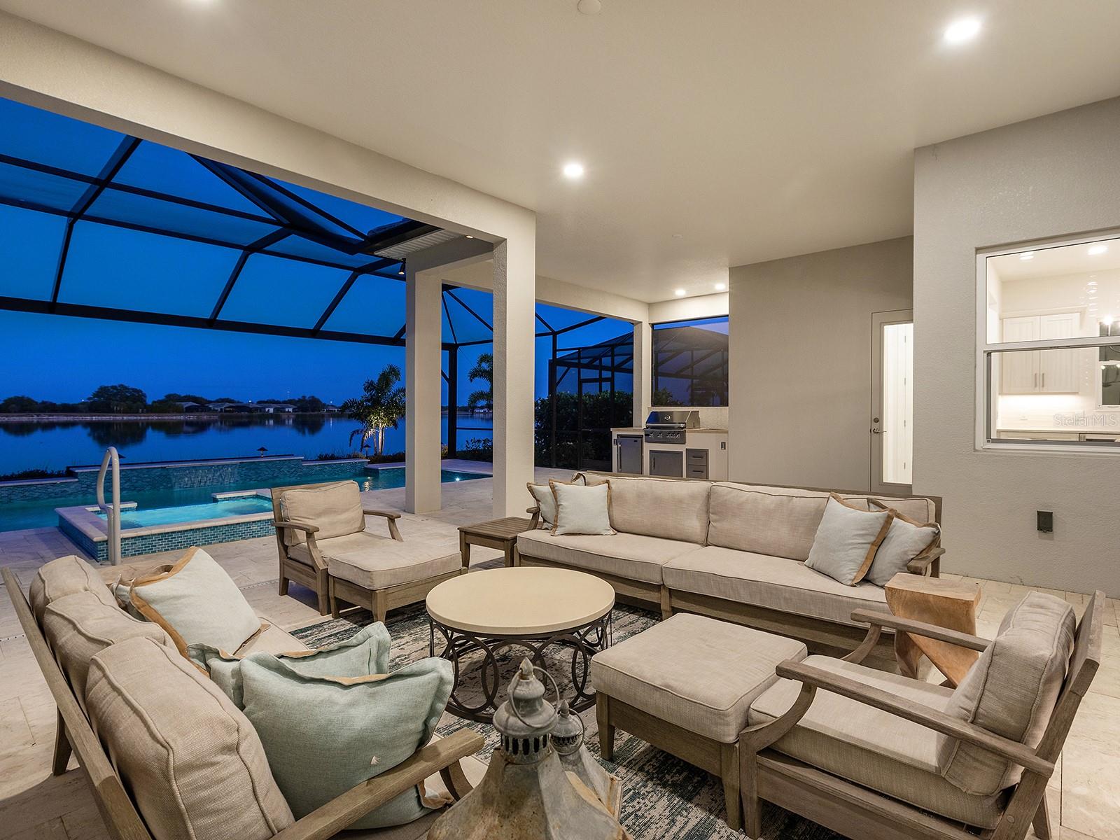 Image 44 of 83 For 8043 Waterbend Trail