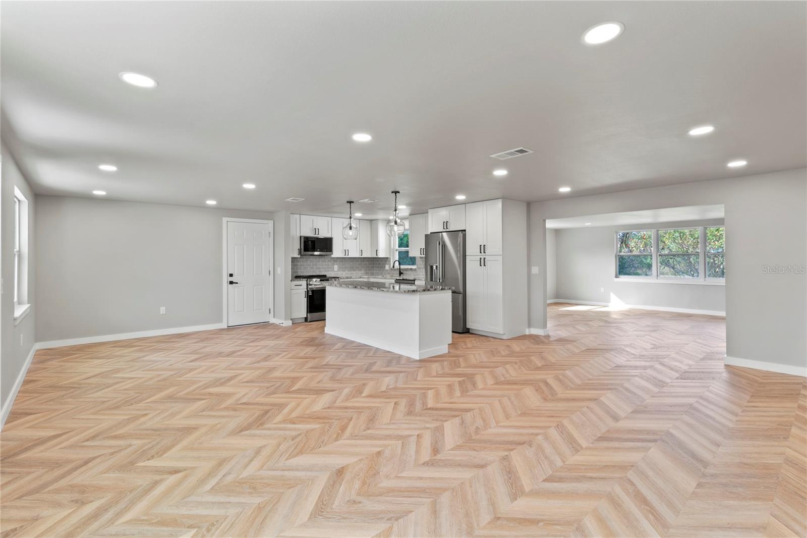 Image 10 of 33 For 510 69th Street