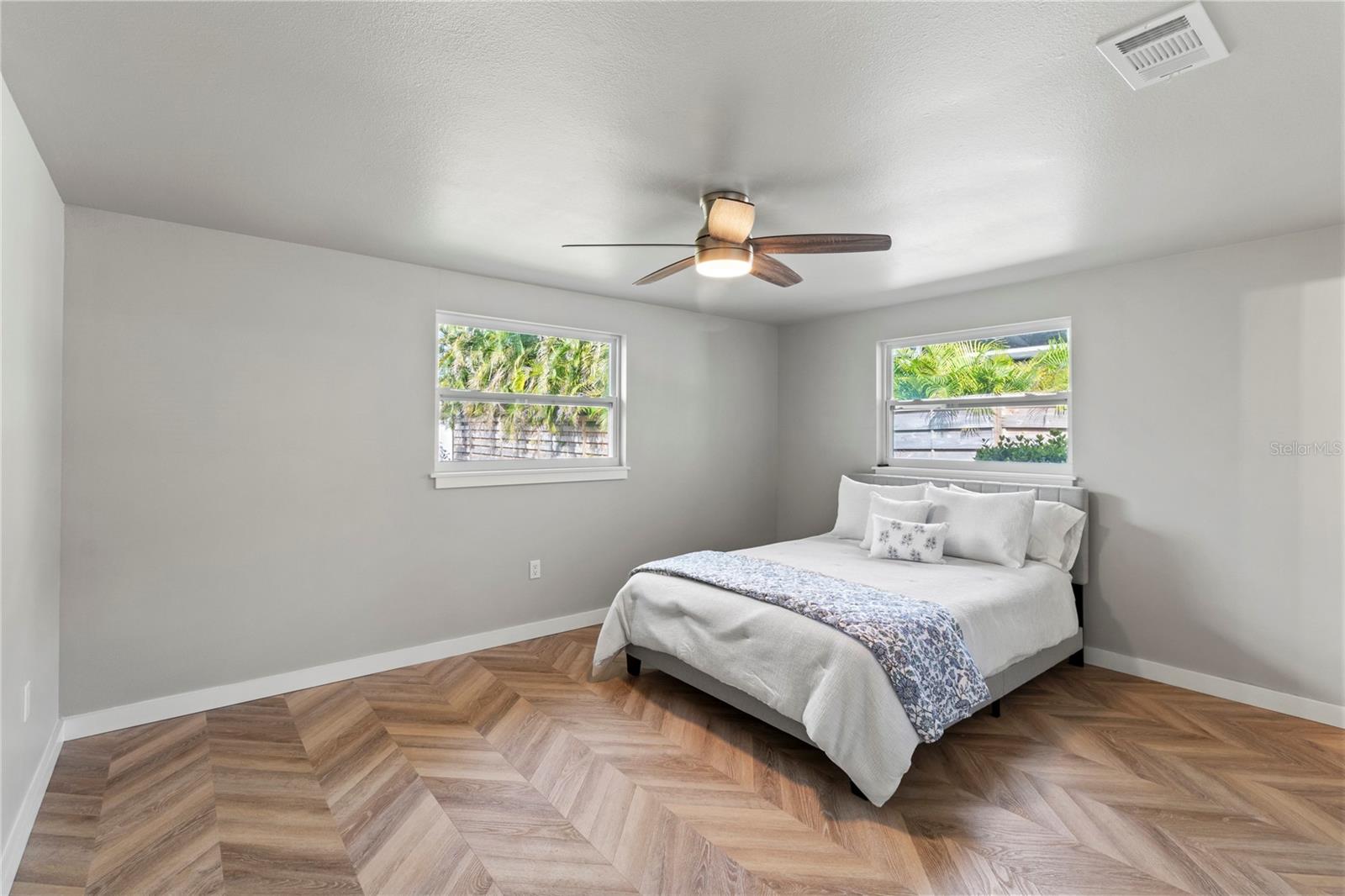 Image 22 of 33 For 510 69th Street