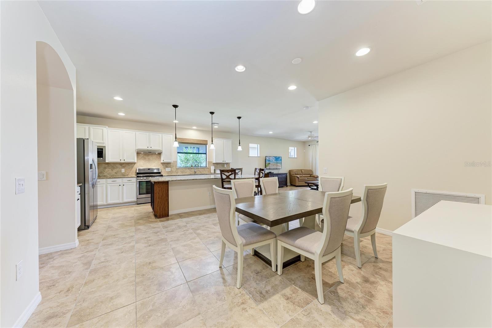 Image 20 of 61 For 5381 Sundew Drive