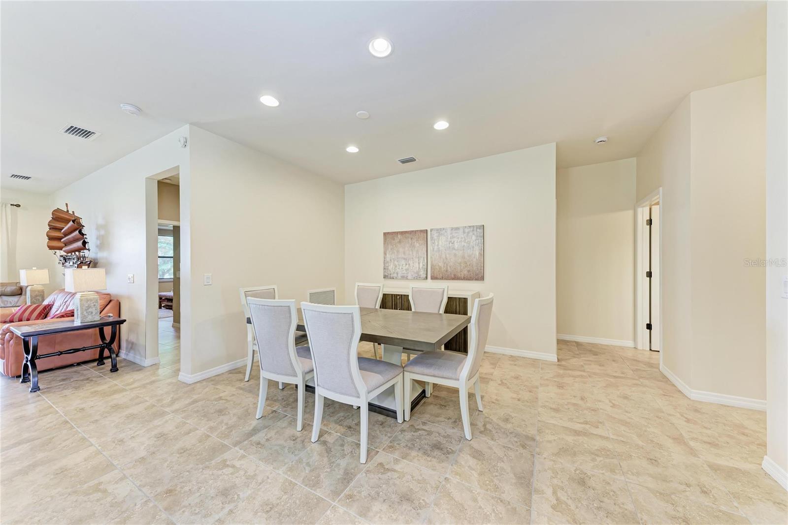 Image 21 of 61 For 5381 Sundew Drive