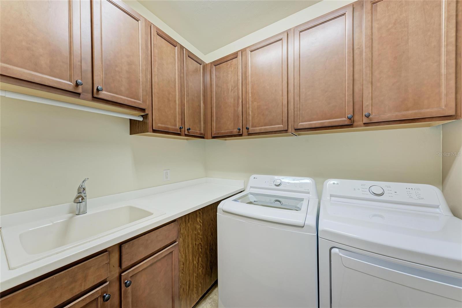 Image 38 of 61 For 5381 Sundew Drive