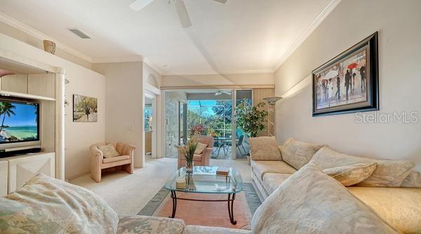 Image 19 of 59 For 9559 Forest Hills Circle