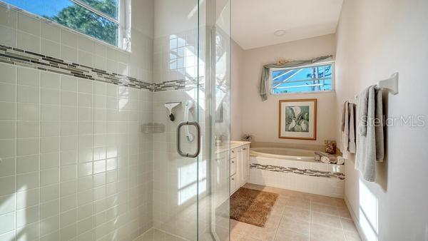 Image 26 of 59 For 9559 Forest Hills Circle