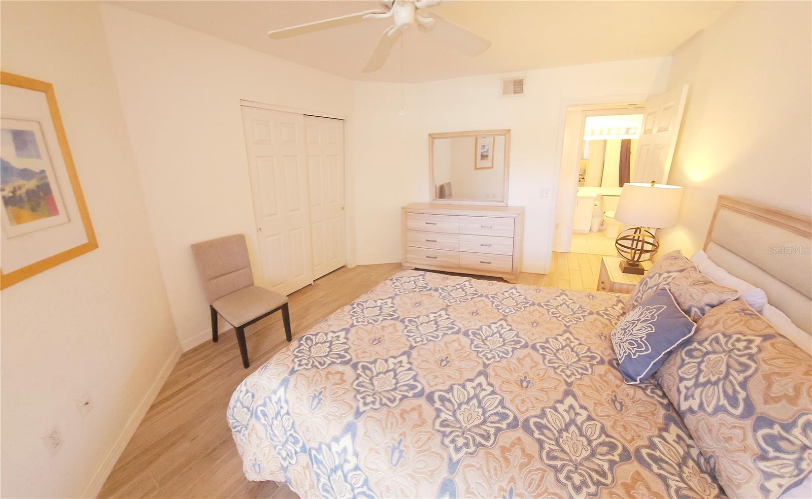 Image 15 of 39 For 850 Tamiami Trail 704