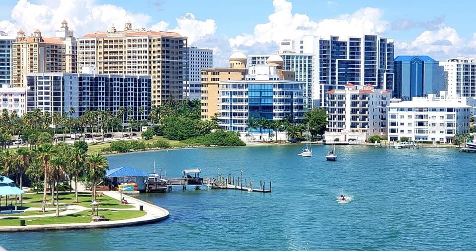 Image 38 of 39 For 850 Tamiami Trail 704