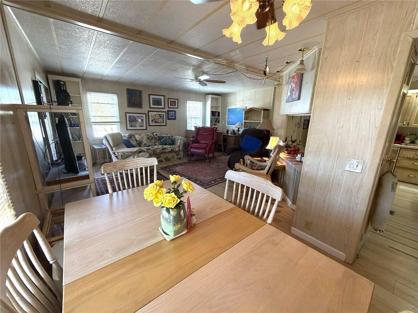 Image 24 of 82 For 5136 Hidden Springs Avenue