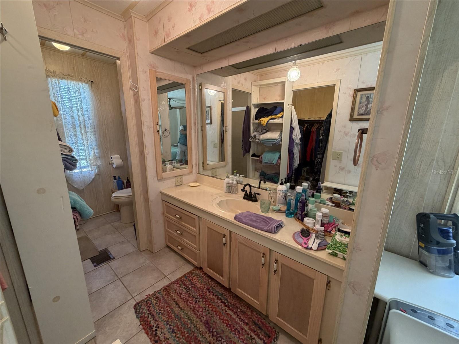 Image 33 of 82 For 5136 Hidden Springs Avenue