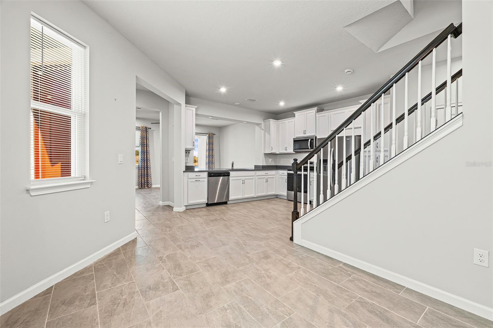 Image 18 of 66 For 11815 Sky Acres Terrace