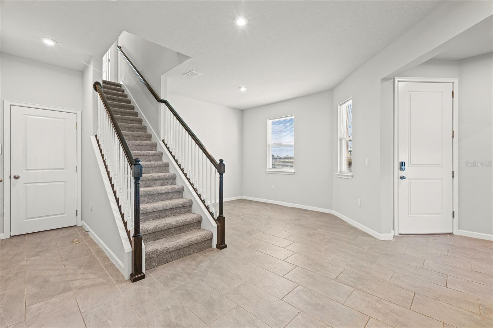 Image 19 of 66 For 11815 Sky Acres Terrace