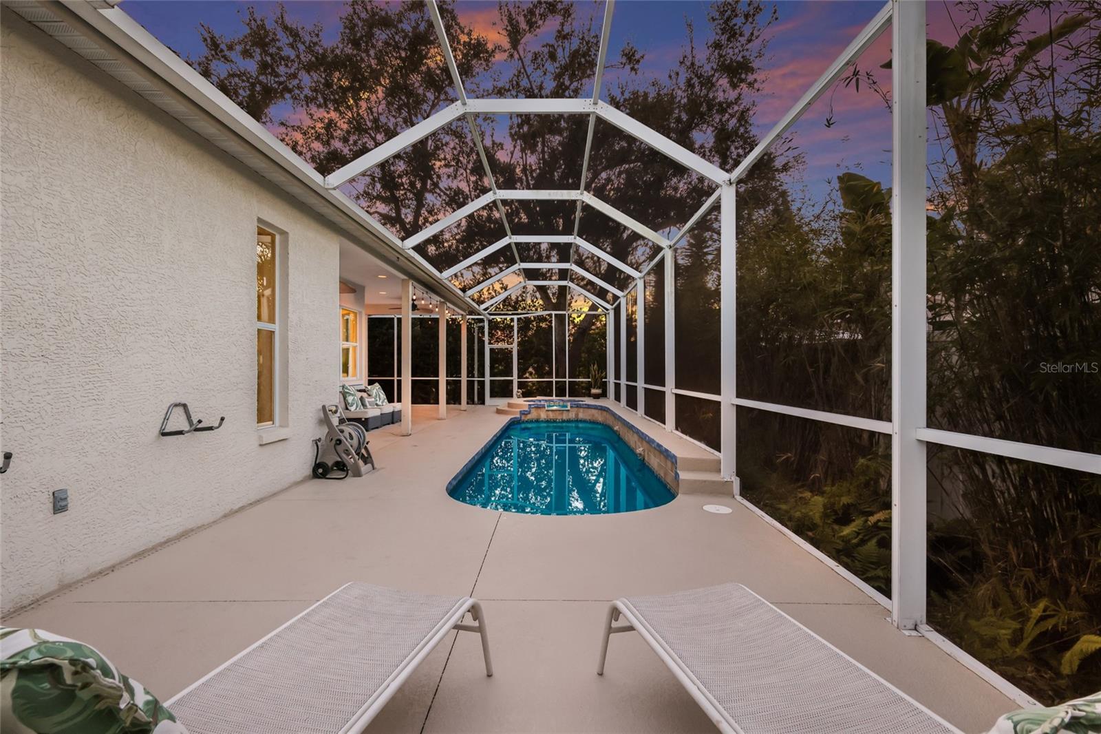 Image 20 of 63 For 4603 4th Avenue E