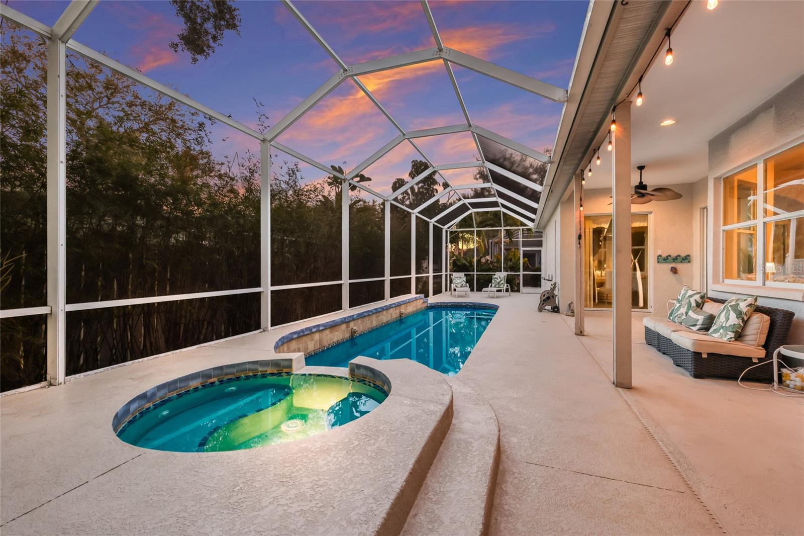 Image 21 of 63 For 4603 4th Avenue E