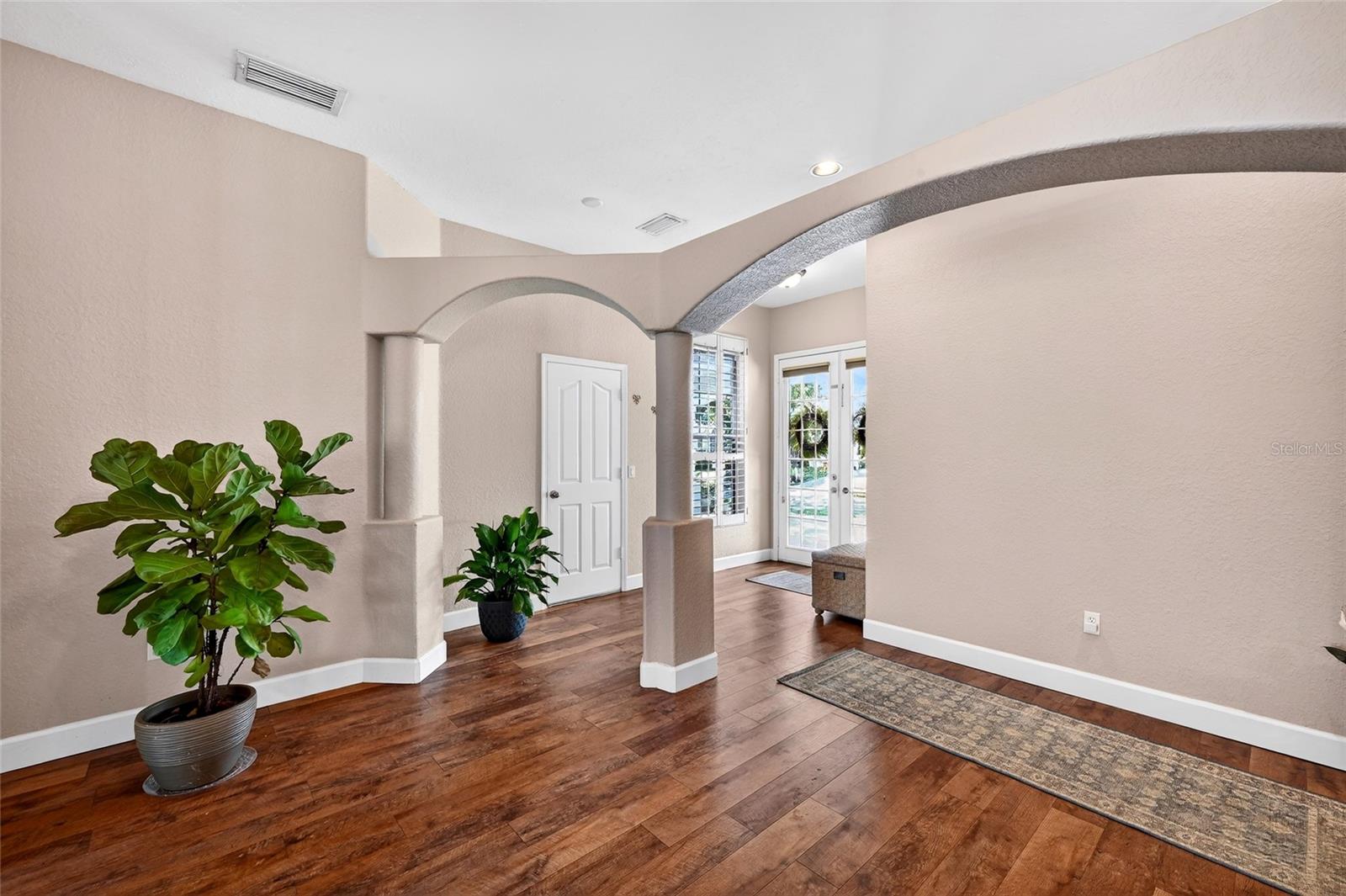 Image 30 of 63 For 4603 4th Avenue E