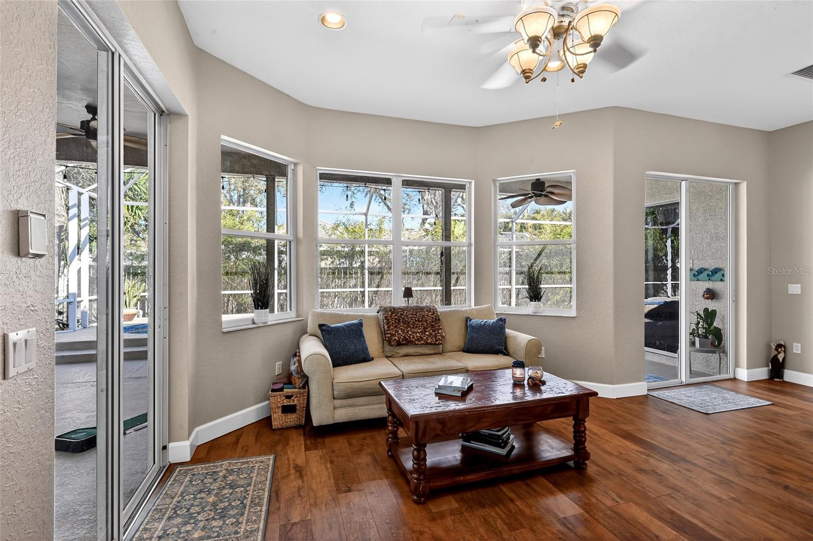 Image 33 of 63 For 4603 4th Avenue E