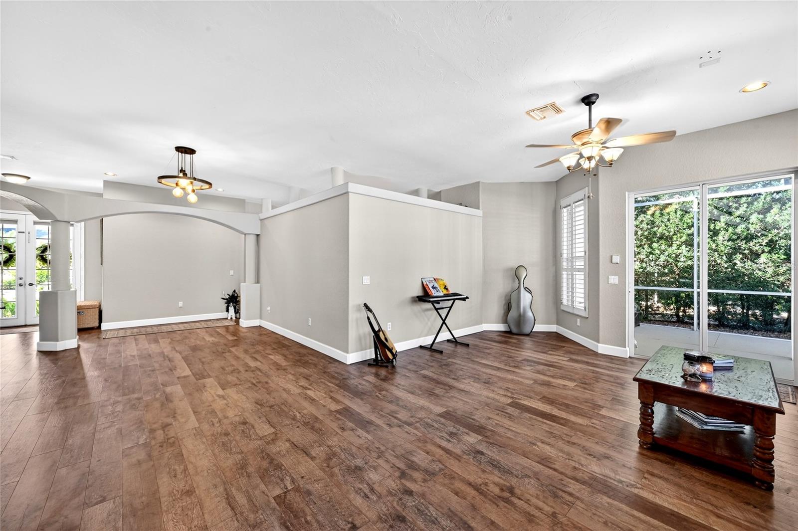 Image 35 of 63 For 4603 4th Avenue E