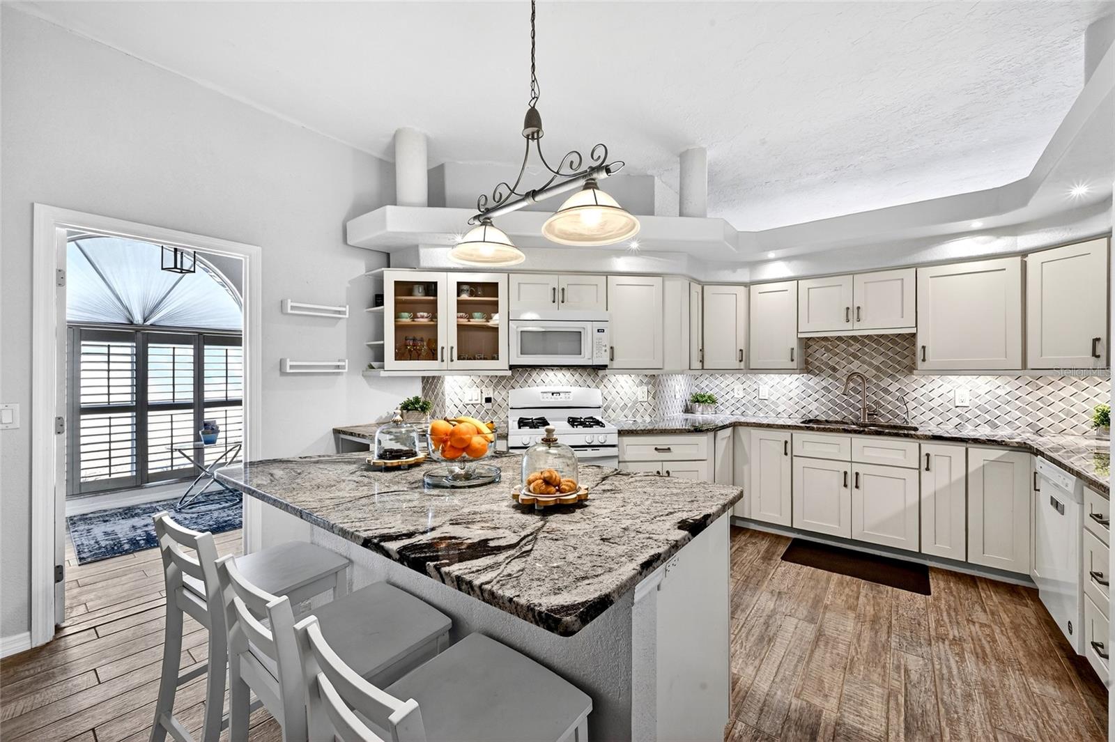 Image 37 of 63 For 4603 4th Avenue E