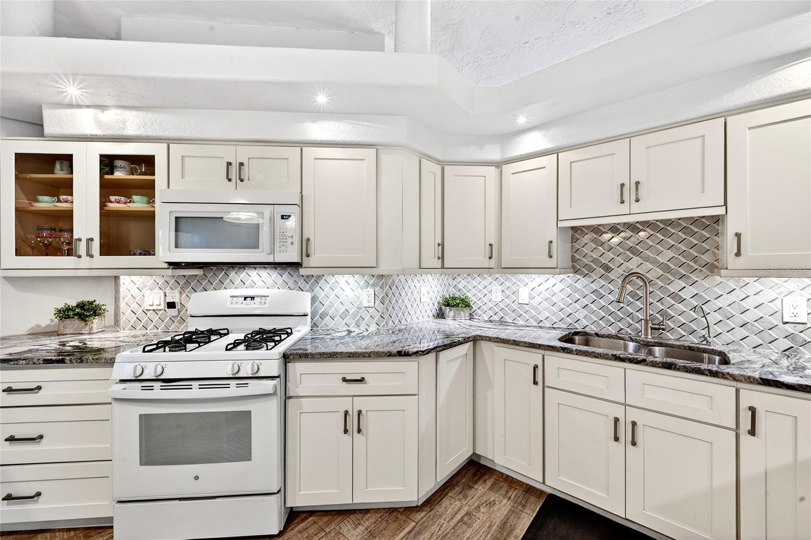 Image 39 of 63 For 4603 4th Avenue E