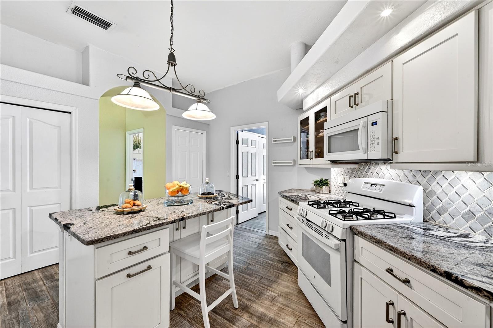 Image 40 of 63 For 4603 4th Avenue E