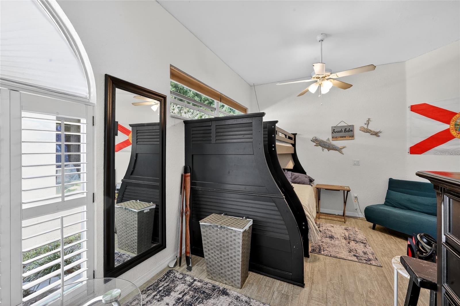 Image 49 of 63 For 4603 4th Avenue E