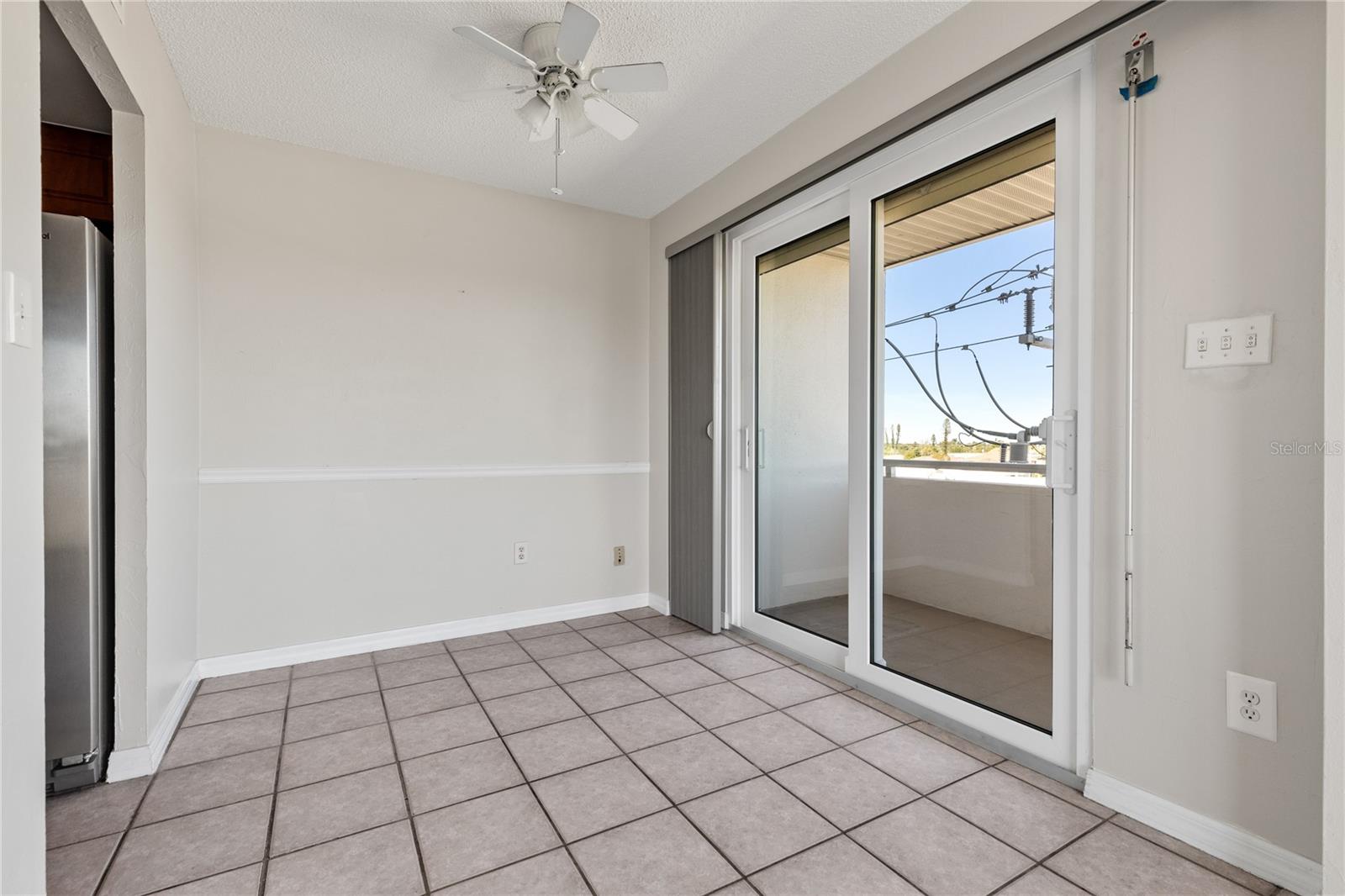 Image 22 of 50 For 4803 Sunset Court 304