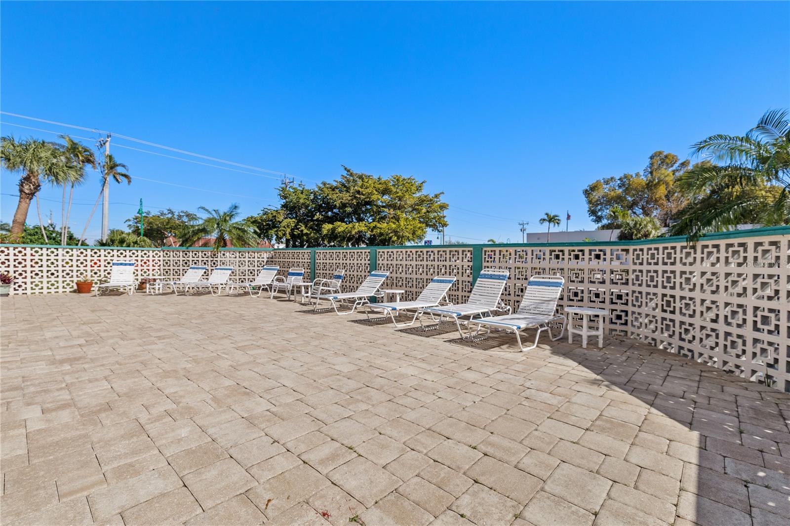 Image 35 of 50 For 4803 Sunset Court 304