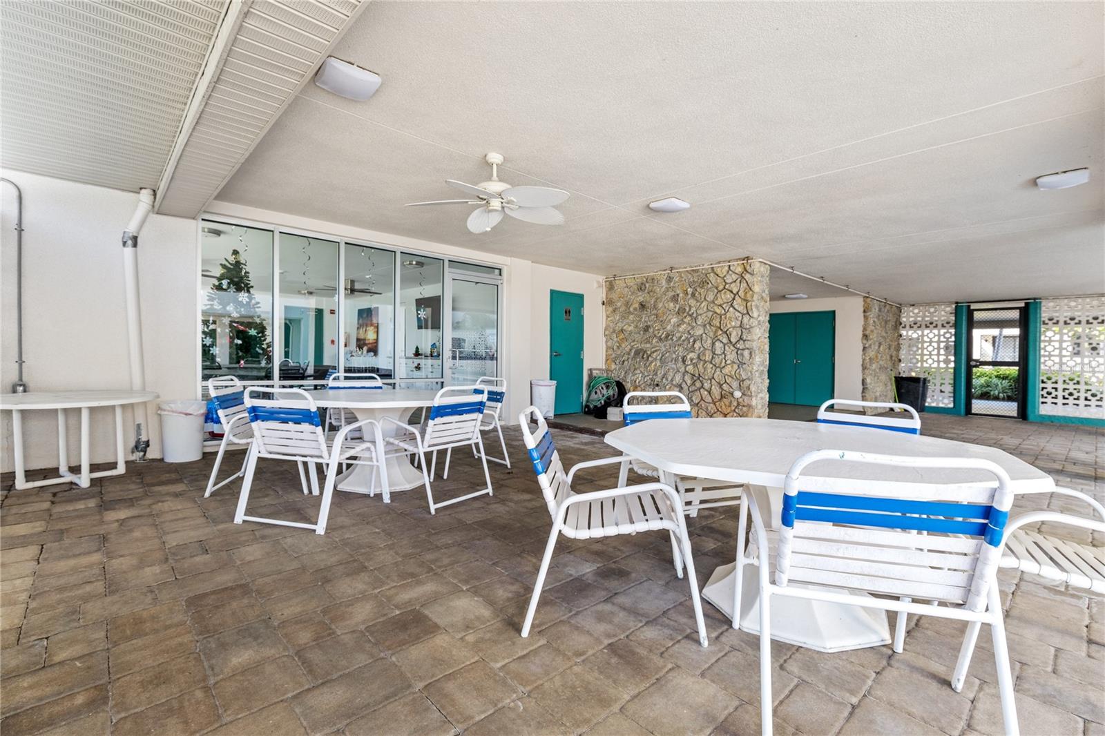 Image 36 of 50 For 4803 Sunset Court 304