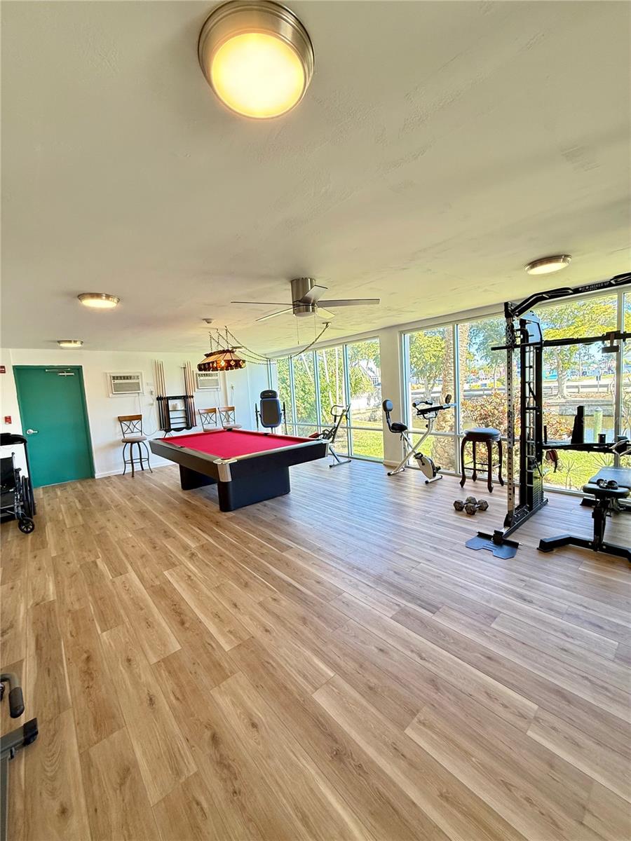 Image 38 of 50 For 4803 Sunset Court 304