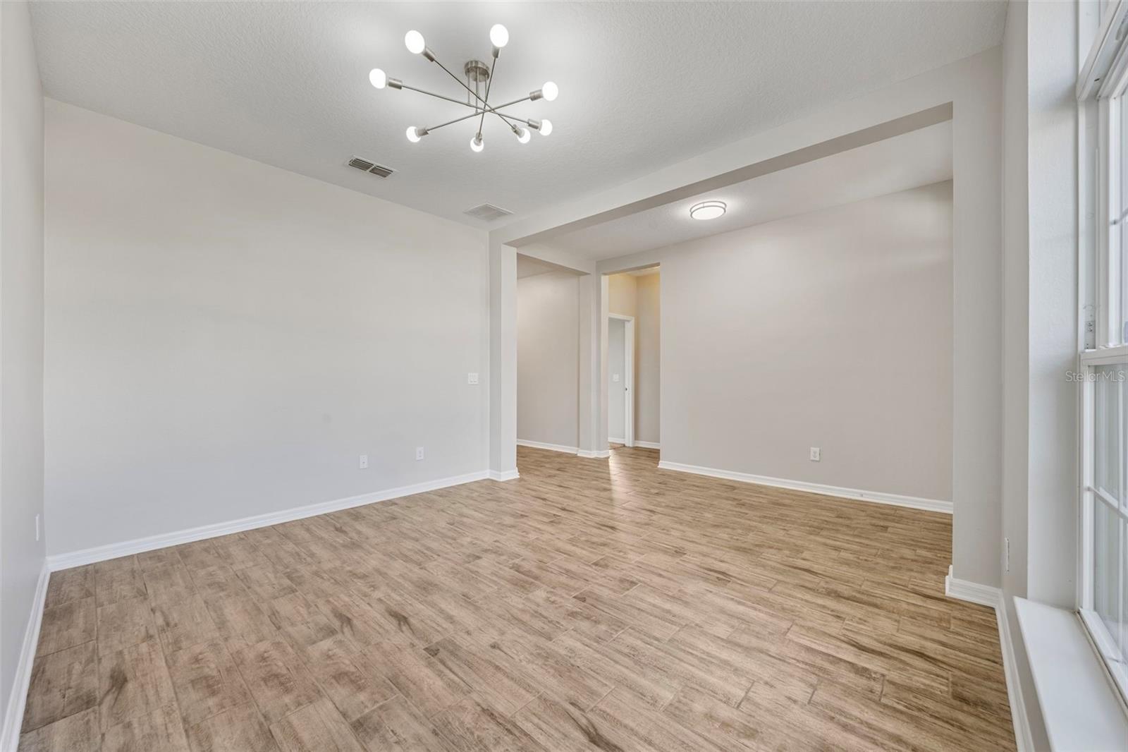 Image 17 of 69 For 5356 Ragusa Loop