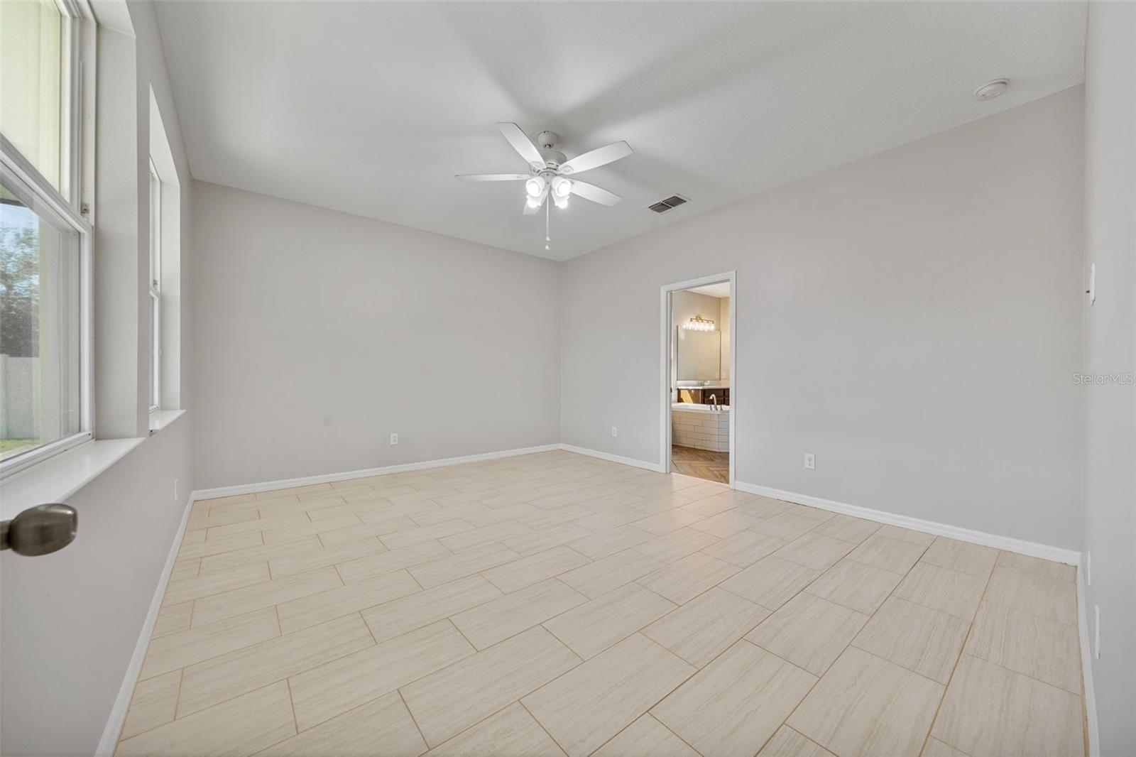 Image 37 of 69 For 5356 Ragusa Loop